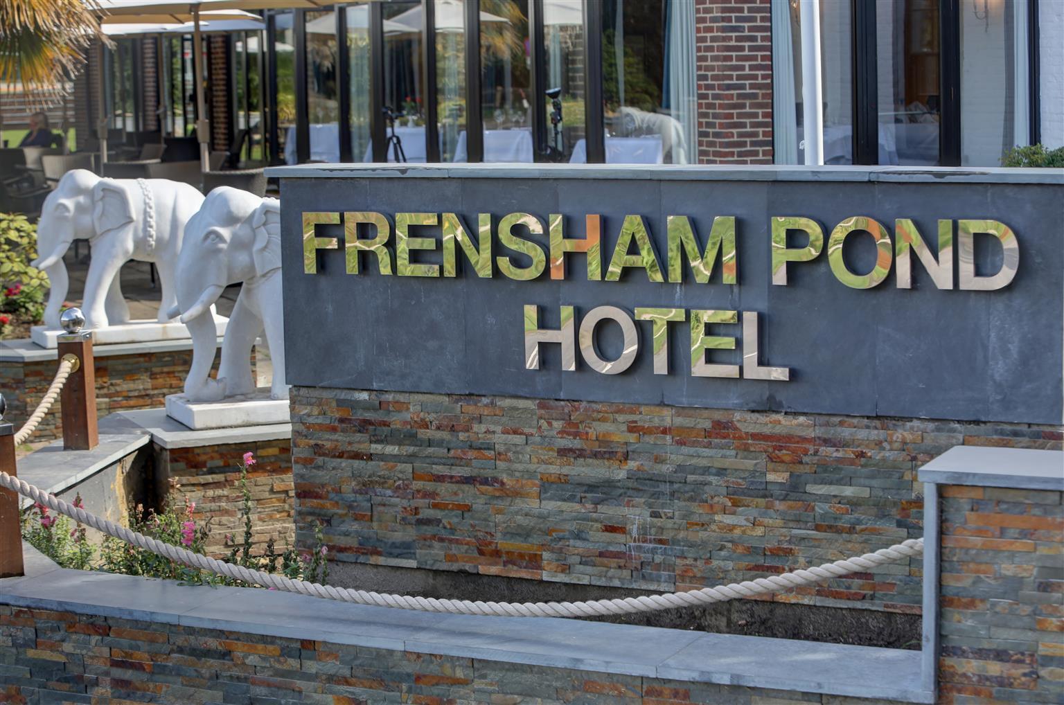 Frensham Pond Country House Hotel & Spa Farnham  Exteriér fotografie