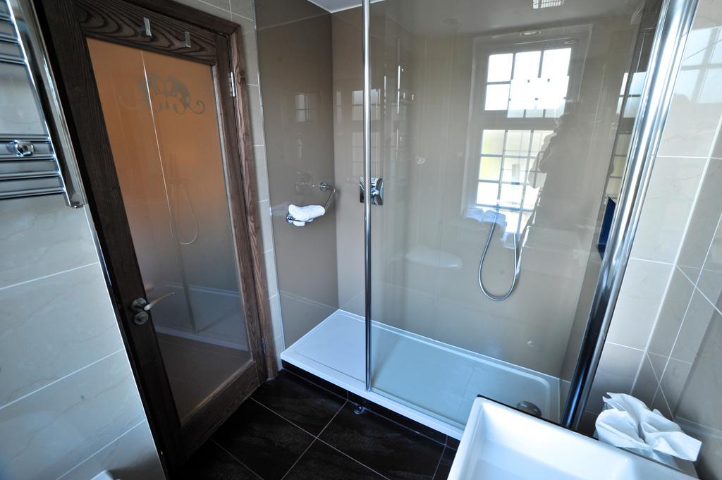 Frensham Pond Country House Hotel & Spa Farnham  Exteriér fotografie